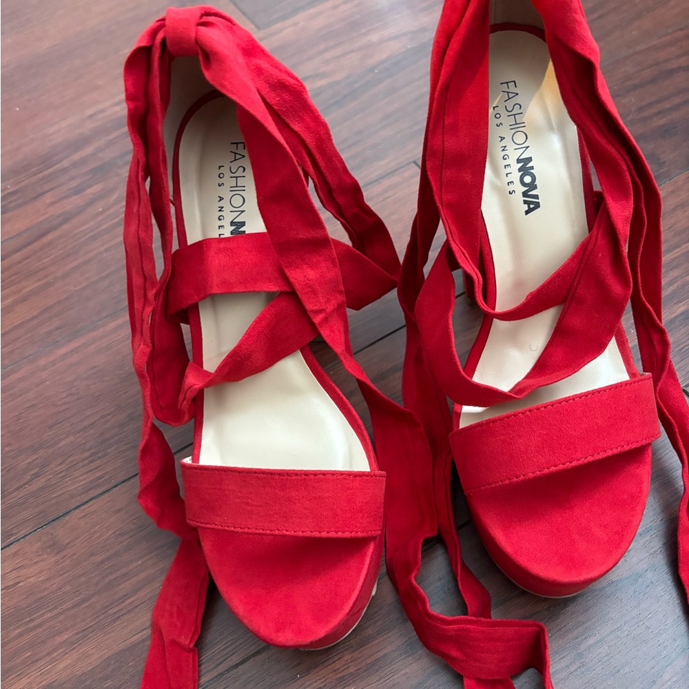 FashionNova Red Platform Pump Heel